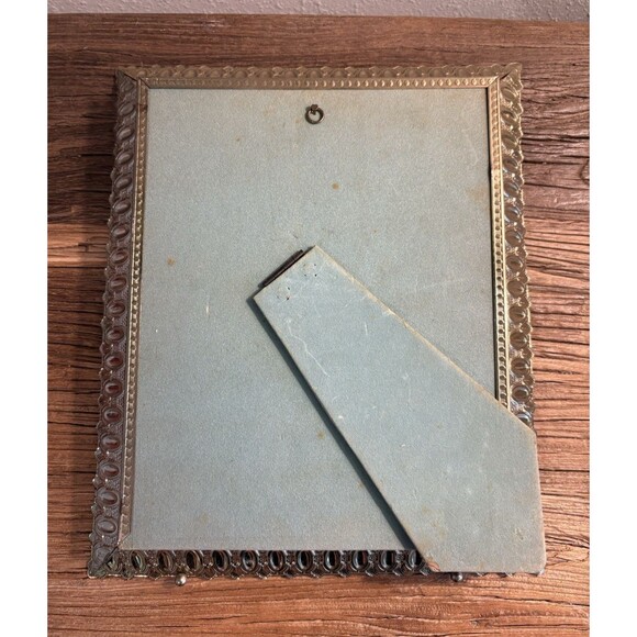 Vintage Ornate Picture Frame Holds 8X10 Inches Velvet Backing - Picture 10 of 14